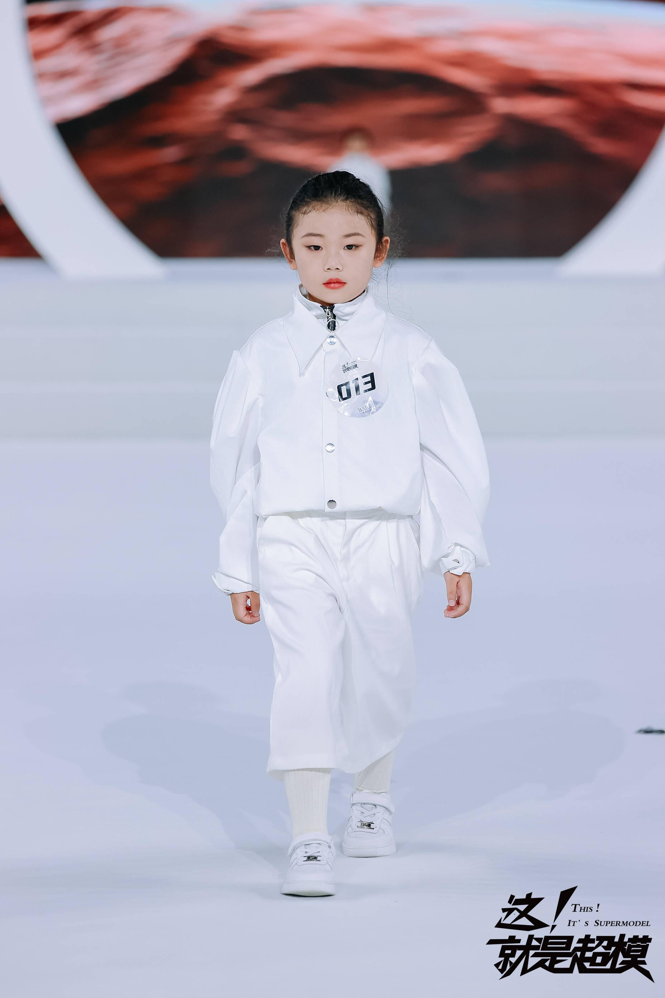 二宝全球总决赛颁奖视频(二宝来了 综艺节目 中国)