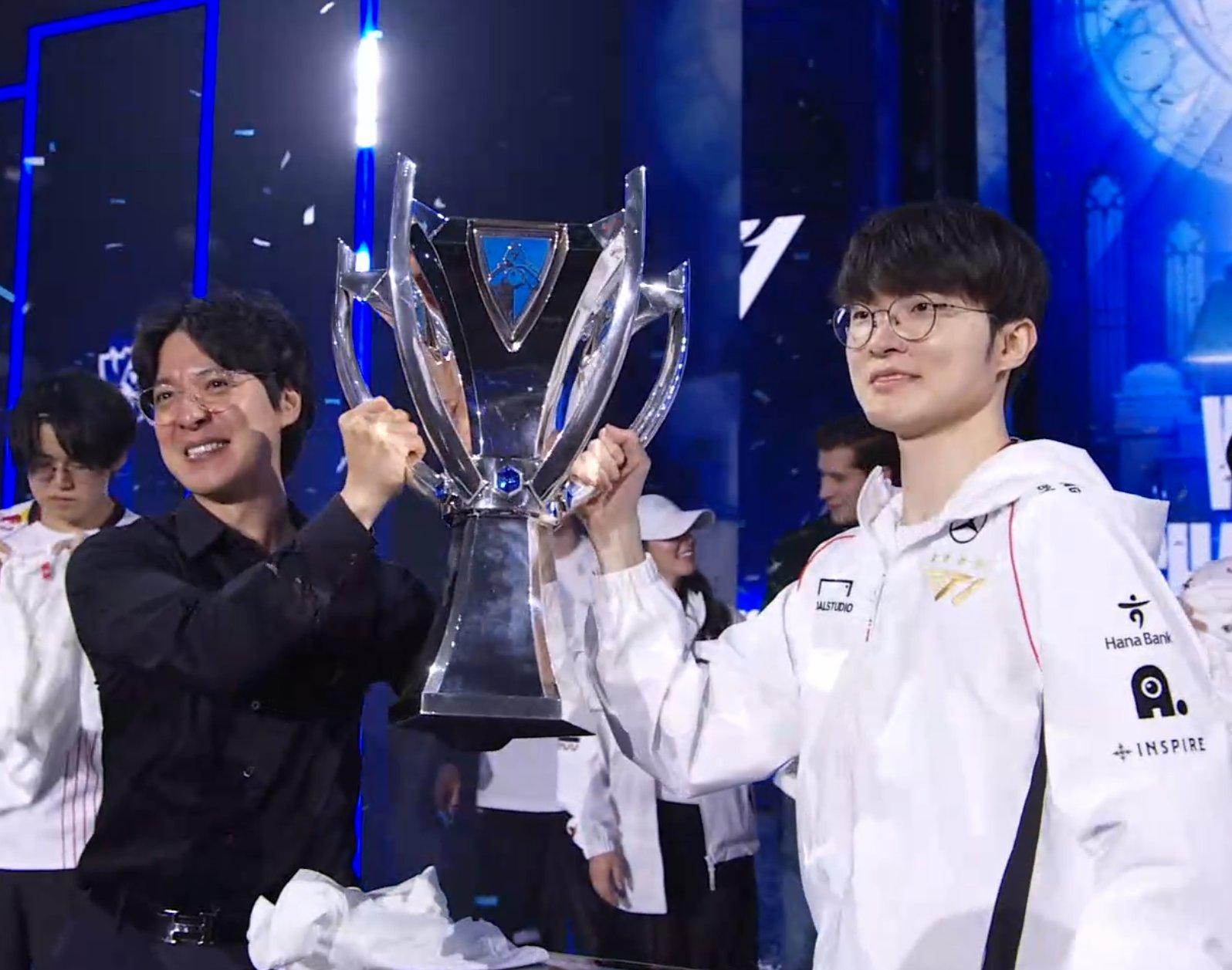 上赛季lol全球总决赛冠军(lol2021年全球总决赛冠军)